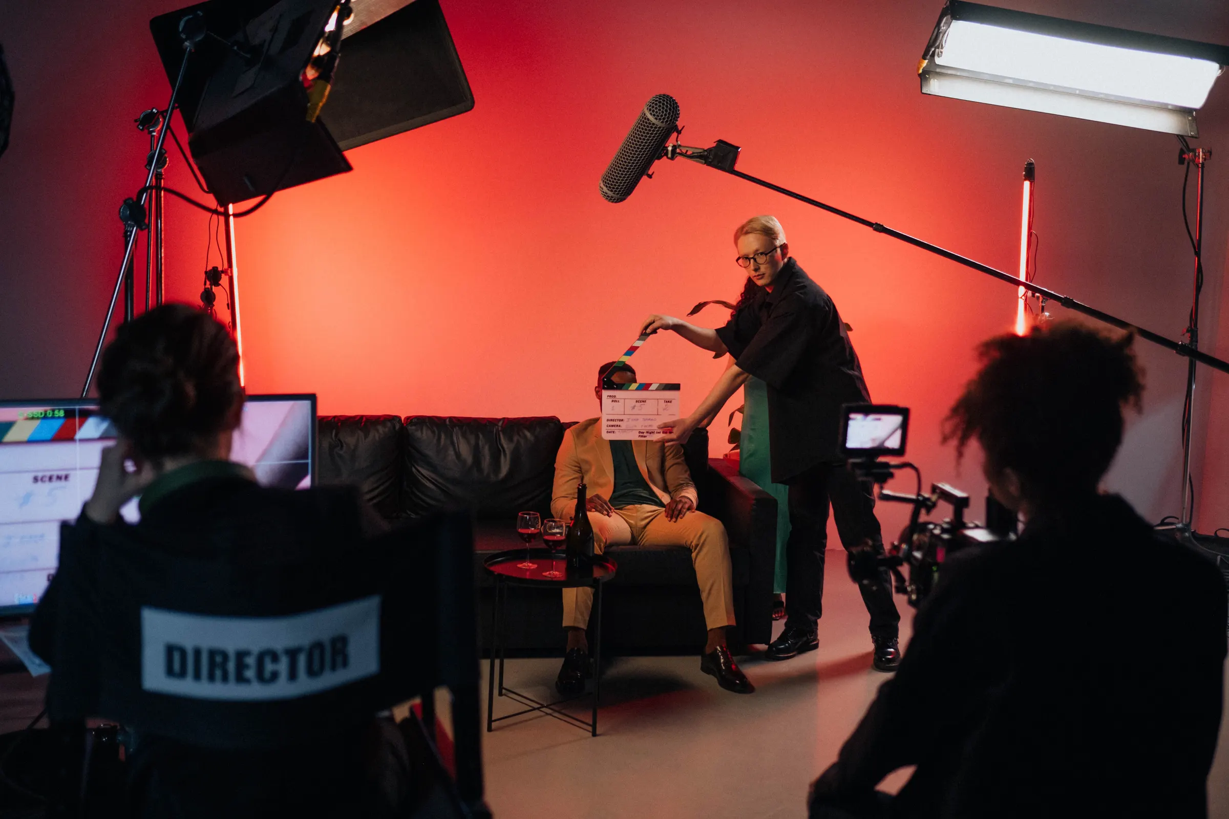 Un plateau de tournage en pleine prise